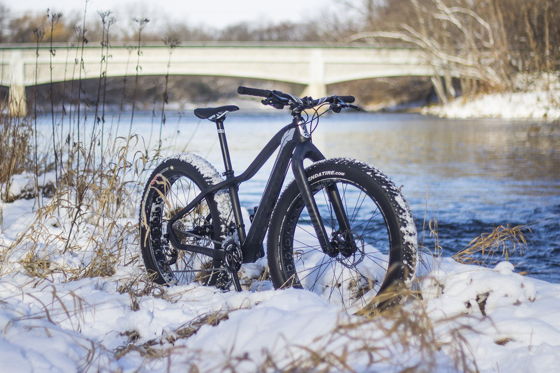 Gratis fatbike bij een telefoonabonnement: slimme deal of dure omweg?